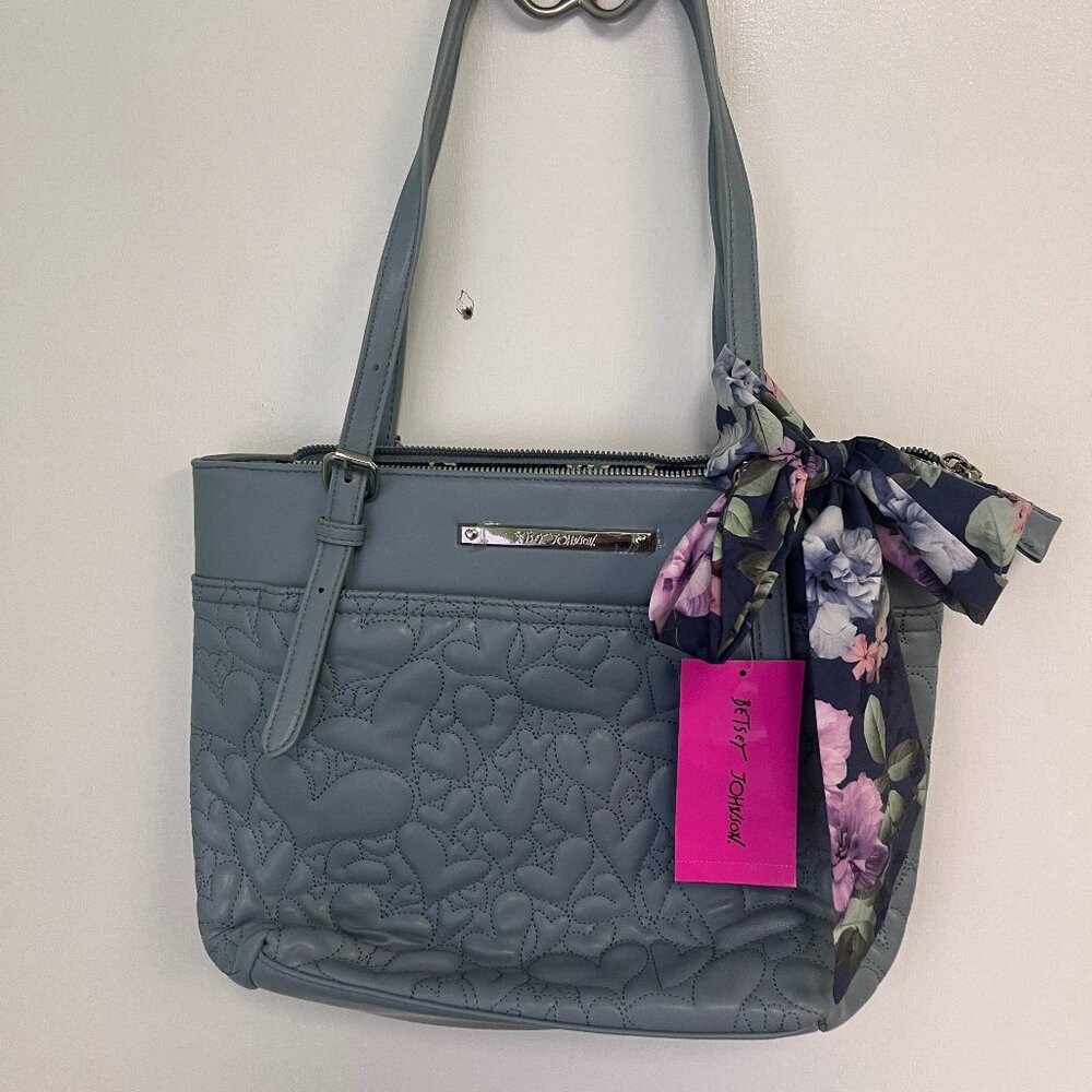 NWT Betsey Johnson Shoulder Purse Robins Egg Blue Quilted Hearts w/ Floral Scarf